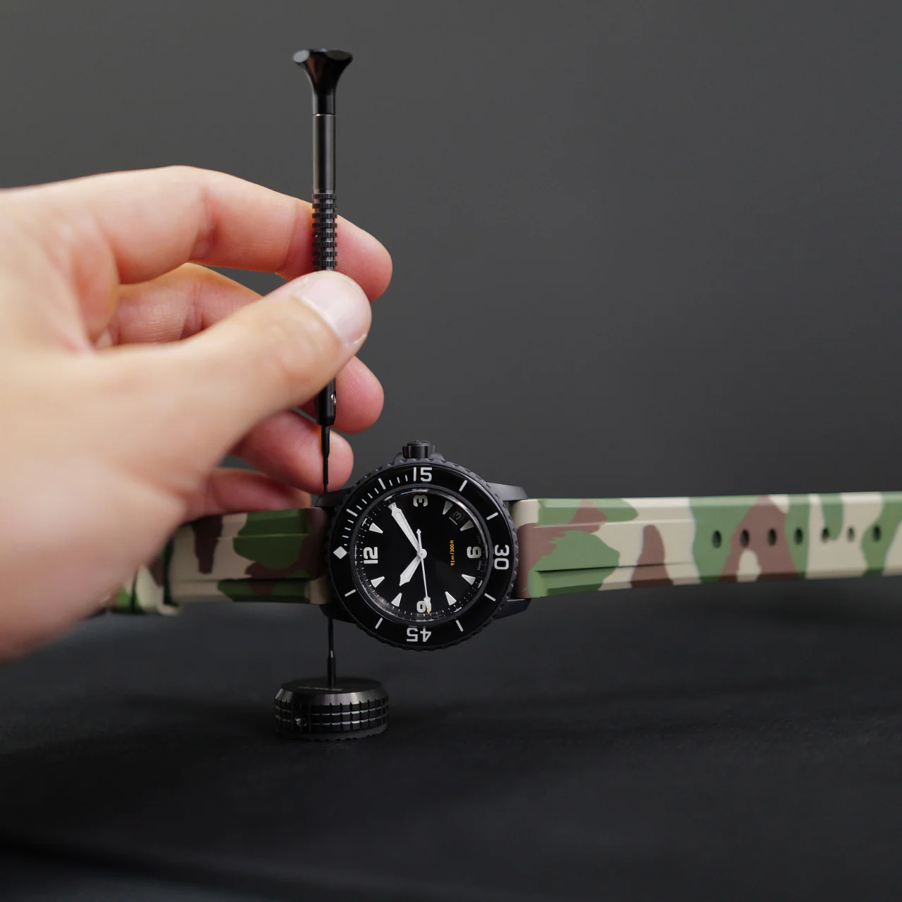 Tool for Blancpain x Swatch Fifty Fathoms Strap Installation - Image 3
